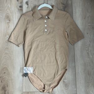 Wolford Merino Womens Short Sleeve Polo Collared Bodysuit Camel Size Large NEW